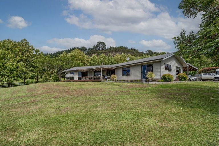 Photo of property in 77 Hodge Road, Coroglen, Whitianga, 3591
