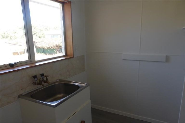 Photo of property in 6 Penwood Street, Russley, Christchurch, 8042