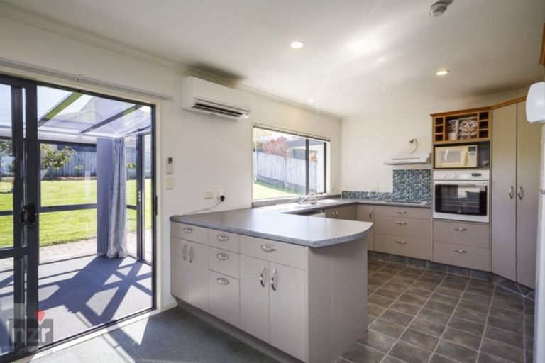 Photo of property in 10 Logan Grove, Feilding, 4702