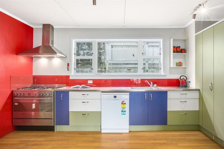 Photo of property in 185 Rintoul Street, Berhampore, Wellington, 6023