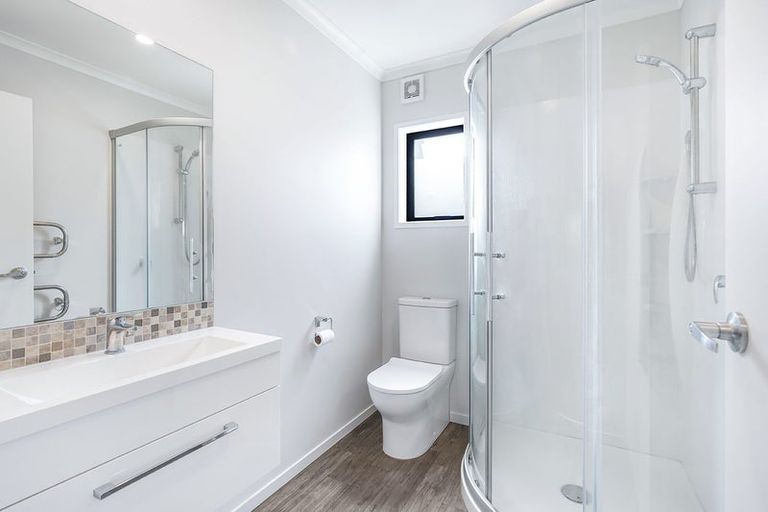 Photo of property in 2/20 Hunter Street, Hamilton Lake, Hamilton, 3204