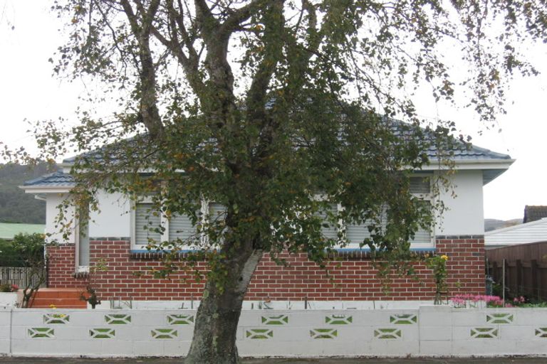 Photo of property in 18 Frederick Street, Avalon, Lower Hutt, 5011