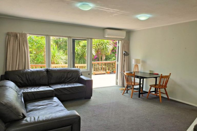 Photo of property in 10/65 Rangatira Road, Beach Haven, Auckland, 0626