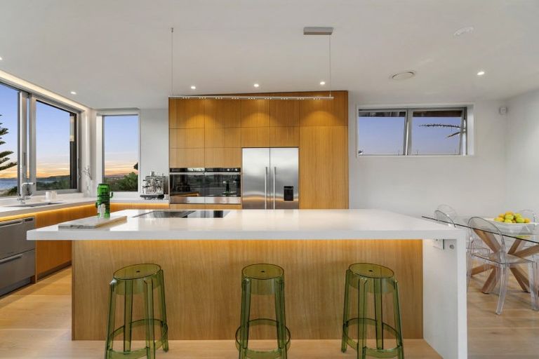 Photo of property in 38 Rita Way, Omaha, 0986