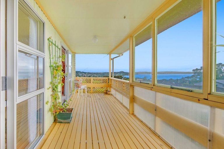 Photo of property in 50 Stanmore Bay Road, Stanmore Bay, Whangaparaoa, 0932