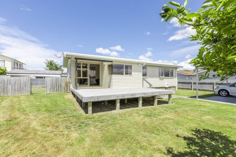 Photo of property in 27 Dockery Avenue, Onekawa, Napier, 4110