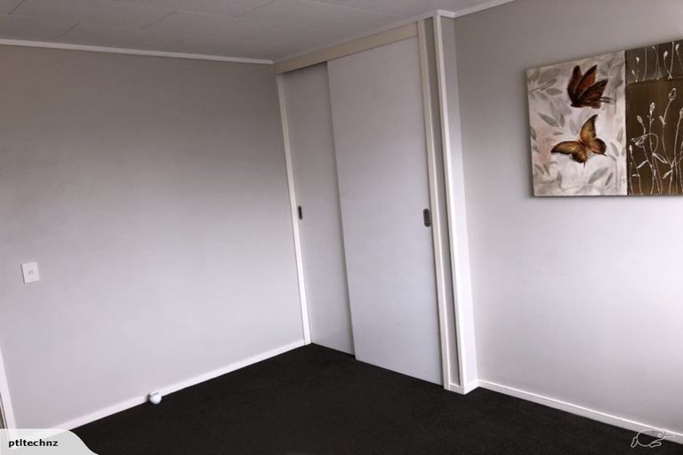 Photo of property in 15a Dalwood Grove, Highbury, Palmerston North, 4412