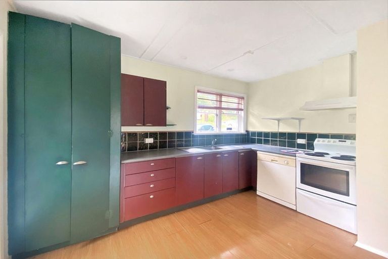 Photo of property in 3 Montgomery Avenue, Karori, Wellington, 6012