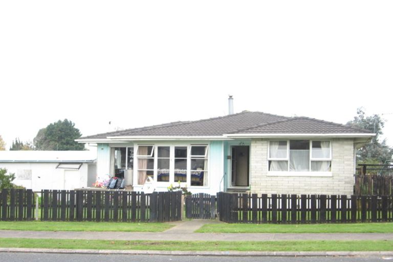 Photo of property in 9 Damian Way, Weymouth, Auckland, 2103