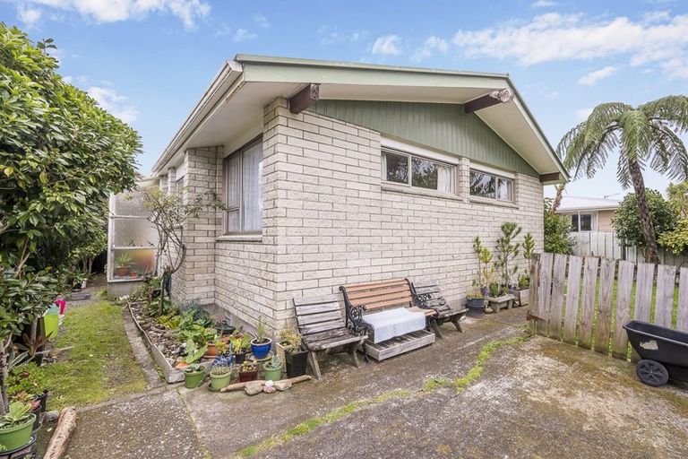 Photo of property in 83 Donovan Road, Paraparaumu Beach, Paraparaumu, 5032