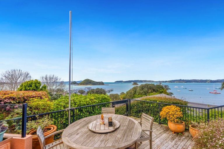 Photo of property in 12 Wallace Lane, Paihia, 0200