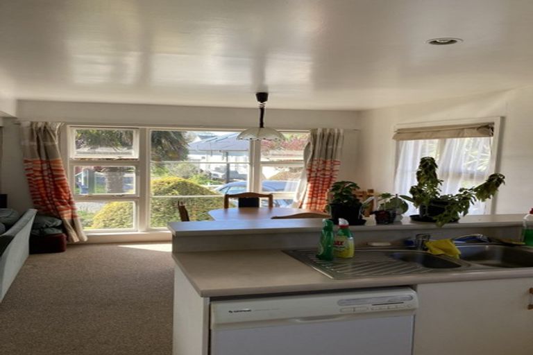 Photo of property in 25 Haslett Place, Upper Riccarton, Christchurch, 8041
