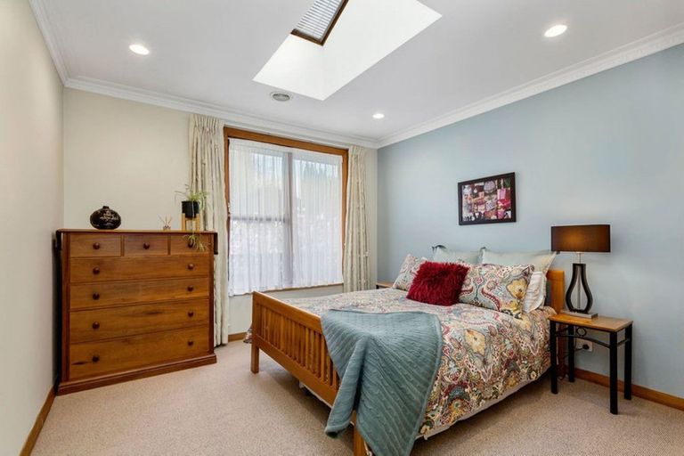 Photo of property in 10 Golf Road, Heretaunga, Upper Hutt, 5018