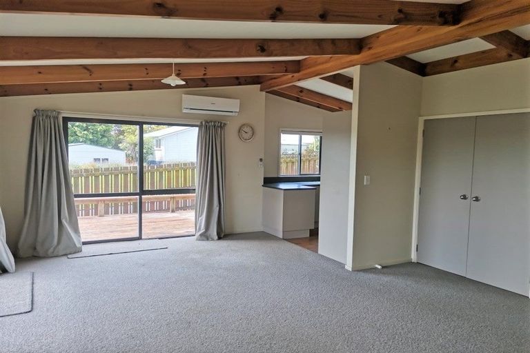 Photo of property in 20 Marsden Point Road, Ruakaka, 0116