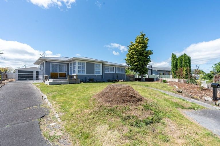 Photo of property in 5 Guy Place, Melville, Hamilton, 3206