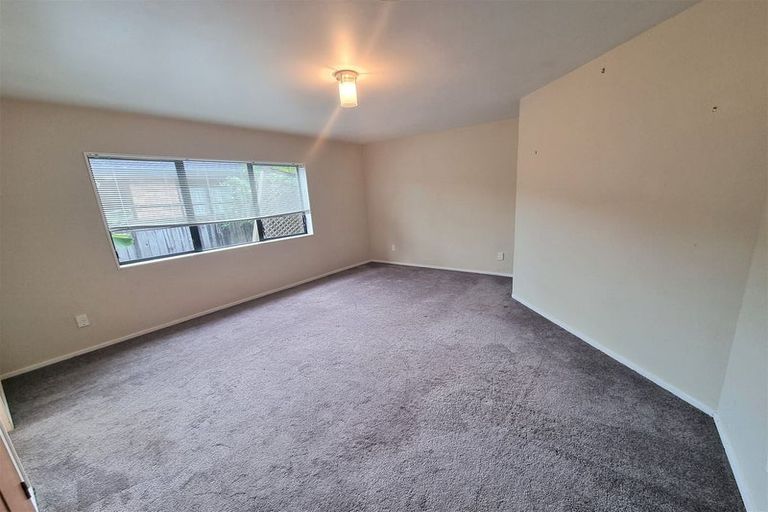 Photo of property in 15 Sailfish Drive, West Harbour, Auckland, 0618