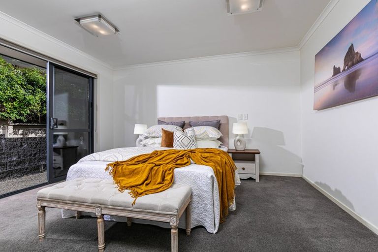 Photo of property in 4 Clapton Place, Henderson, Auckland, 0612