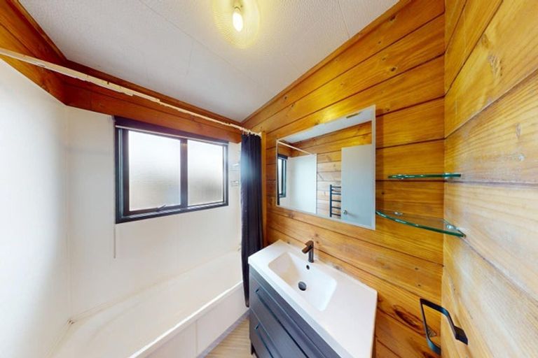 Photo of property in 77 Oxford Road, Springvale, Whanganui, 4501