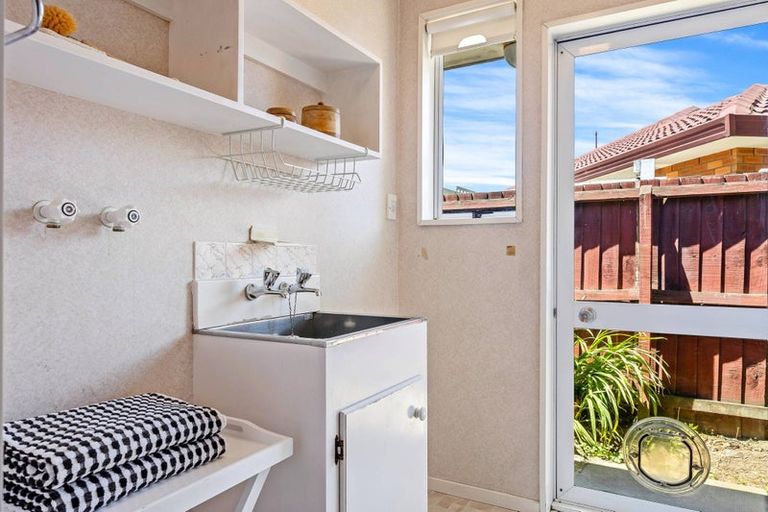 Photo of property in 2/98 Buchanans Road, Hei Hei, Christchurch, 8042