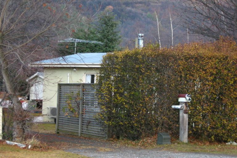 Photo of property in 47 Centennial Avenue, Arrowtown, 9302