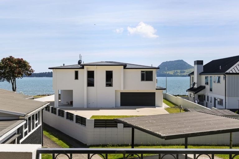 Photo of property in 13b Beach Road, Otumoetai, Tauranga, 3110
