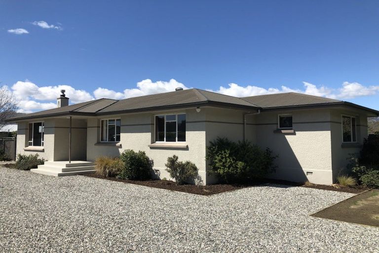 Photo of property in 23 Main Road, Luggate, Cromwell, 9383