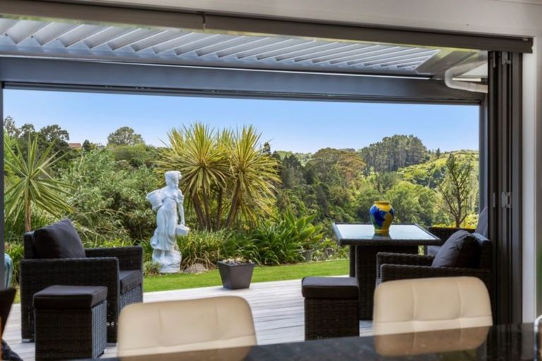 Photo of property in 321a Mangorei Road, Merrilands, New Plymouth, 4312