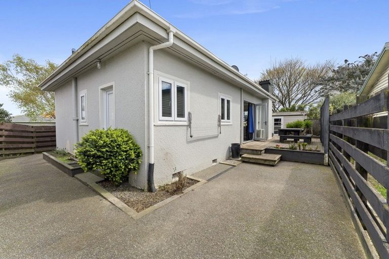 Photo of property in 252 Tremaine Avenue, Highbury, Palmerston North, 4412