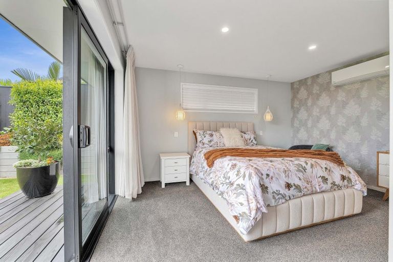 Photo of property in 397a Tukapa Street, Hurdon, New Plymouth, 4310