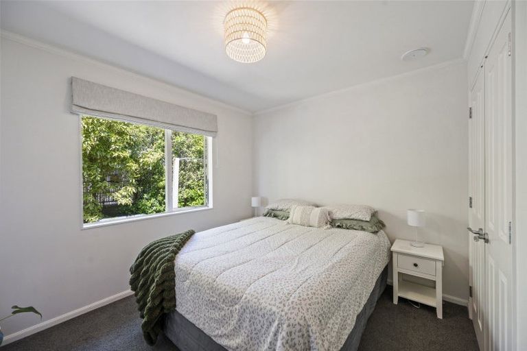 Photo of property in 15 Pukekura Place, Taradale, Napier, 4112