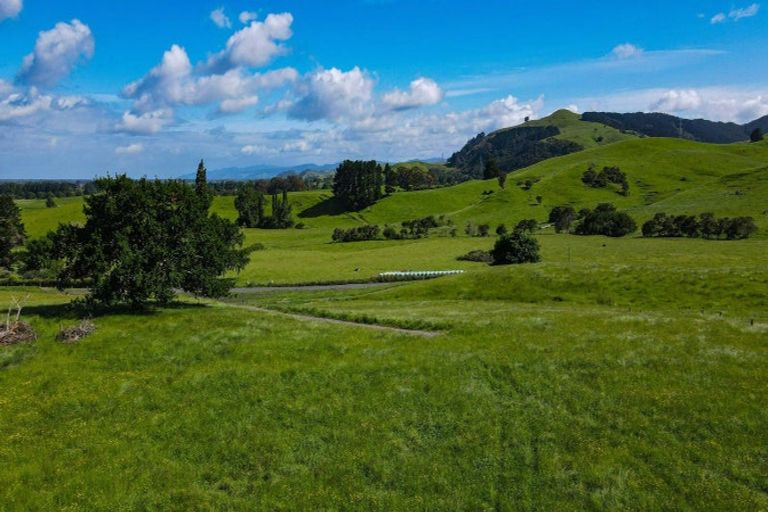 Photo of property in 48 Morrison Road, Taneatua, 3123