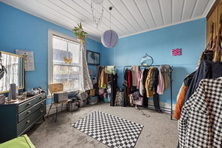 Photo of property in 96 Bridge Street, Eltham, 4322