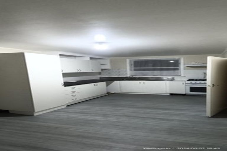 Photo of property in 1/50 Clyde Street, Island Bay, Wellington, 6023