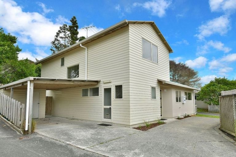Photo of property in 2/372 Whangaparaoa Road, Stanmore Bay, Whangaparaoa, 0932