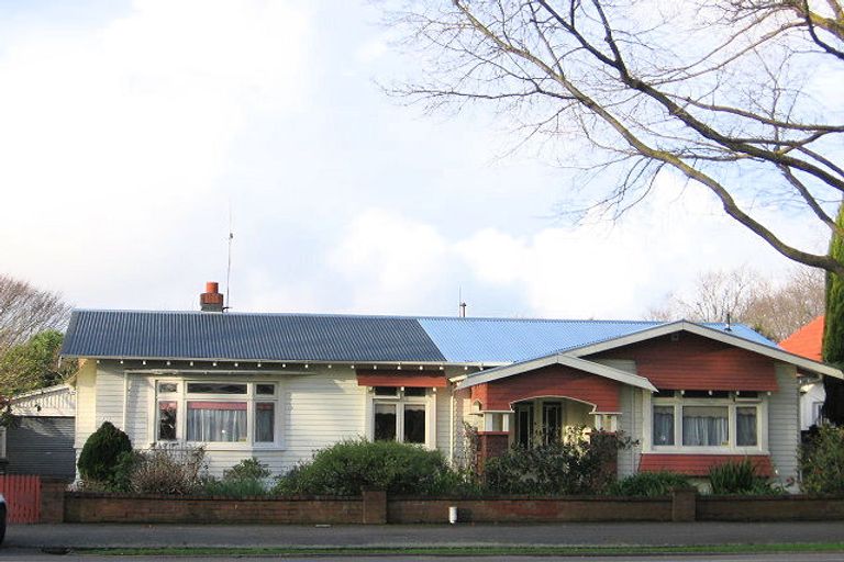 Photo of property in 141 Victoria Avenue, Hokowhitu, Palmerston North, 4410
