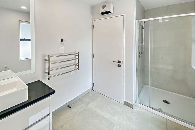 Photo of property in 9 Shingle Street, Sydenham, Christchurch, 8023