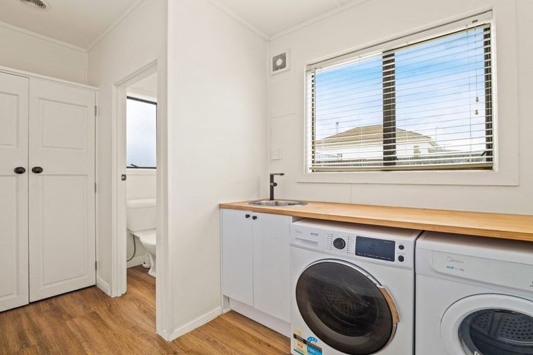 Photo of property in 14 Wynyard Street, South Dunedin, Dunedin, 9012