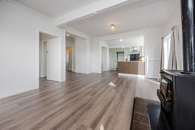 Photo of property in 35 Victoria Avenue, Waiuku, 2123