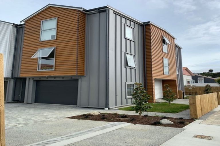 Photo of property in 1/3 Rotoiti Street, Johnsonville, Wellington, 6037