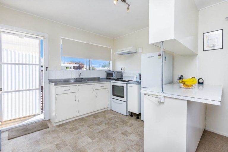 Photo of property in 67c Kowhai Avenue, Ebdentown, Upper Hutt, 5018