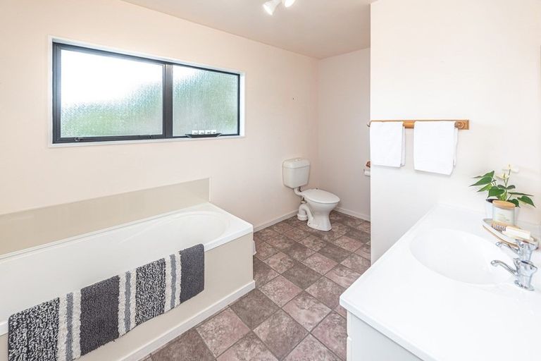 Photo of property in 38 Simpson Road, Westmere, Whanganui, 4574