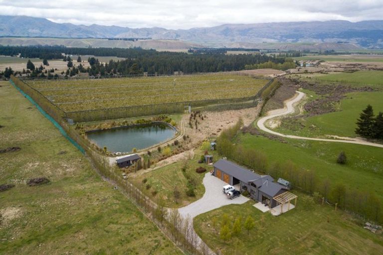 Photo of property in 66 Gladsmuir Road, Queensberry, Cromwell, 9383