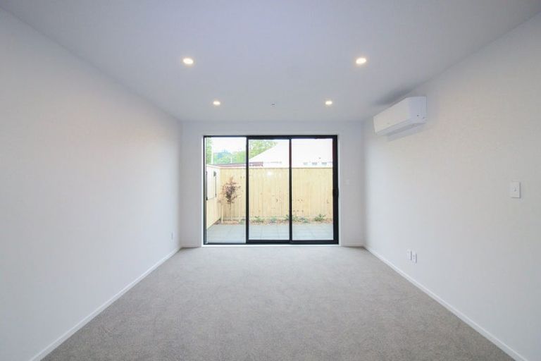 Photo of property in 13/7 Johnston Grove, Taita, Lower Hutt, 5011