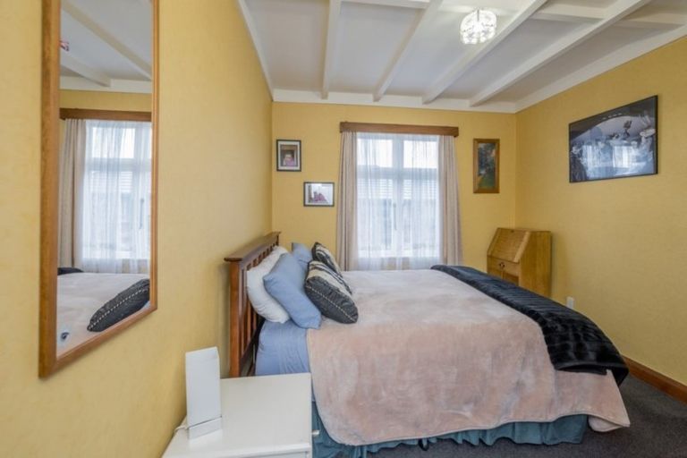 Photo of property in 12 Spackman Crescent, Paraparaumu, 5032