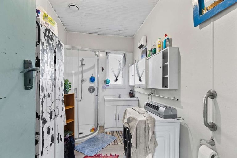 Photo of property in 8 Gurr Place, Aramoho, Whanganui, 4500