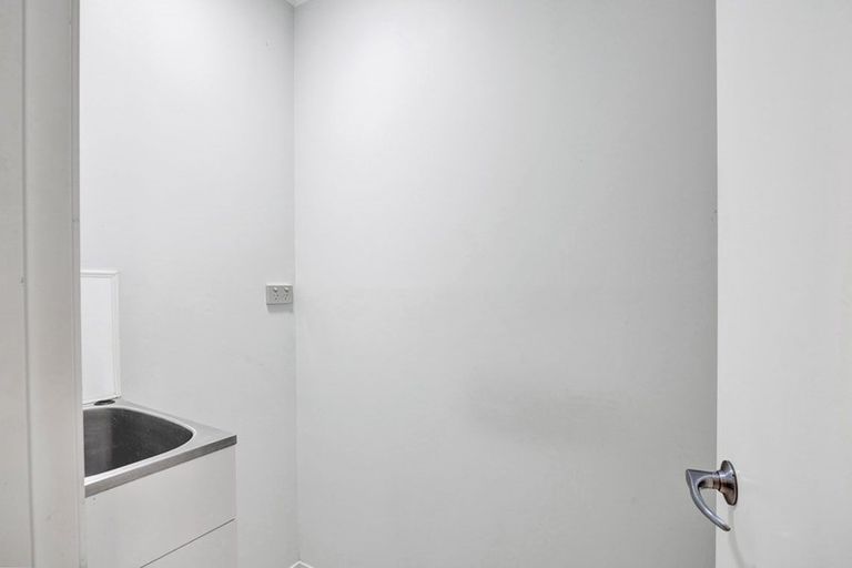 Photo of property in 16b Marlin Terrace, Bell Block, New Plymouth, 4312