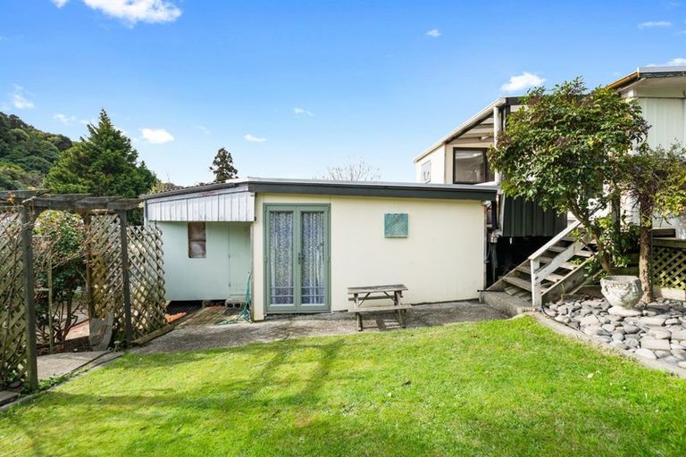 Photo of property in 62 Hampden Street, Picton, 7220
