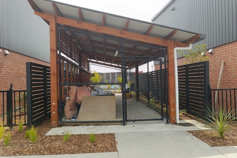 Photo of property in 37 Jabuka Street, Glen Eden, Auckland, 0602