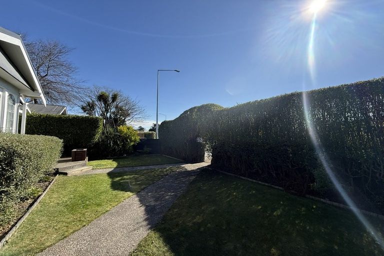 Photo of property in 102 Woodham Road, Linwood, Christchurch, 8062