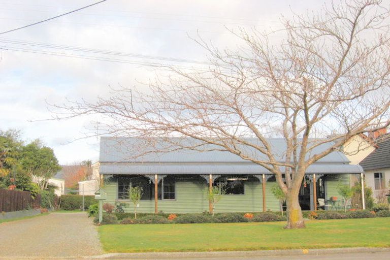 Photo of property in 69 Mokonui Street, Te Anau, 9600